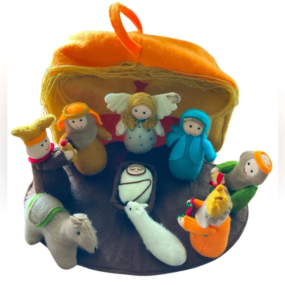 Martha Stewart Christmas Nativity Set Felt Holiday Decor Retired Nine Pieces